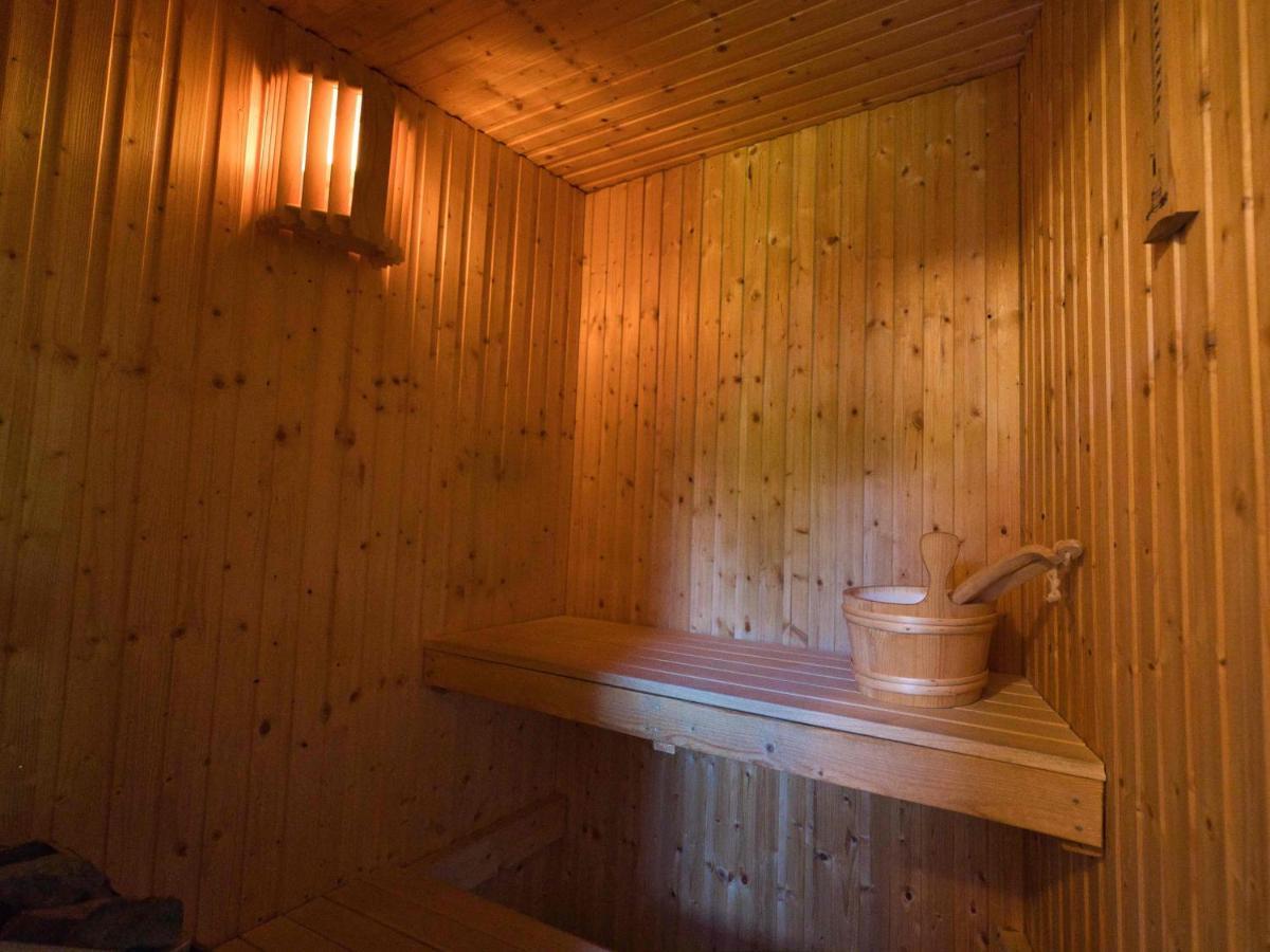 Rosenborgs Friluftspensionats Stugor Med Koek Farjestaden Exterior photo